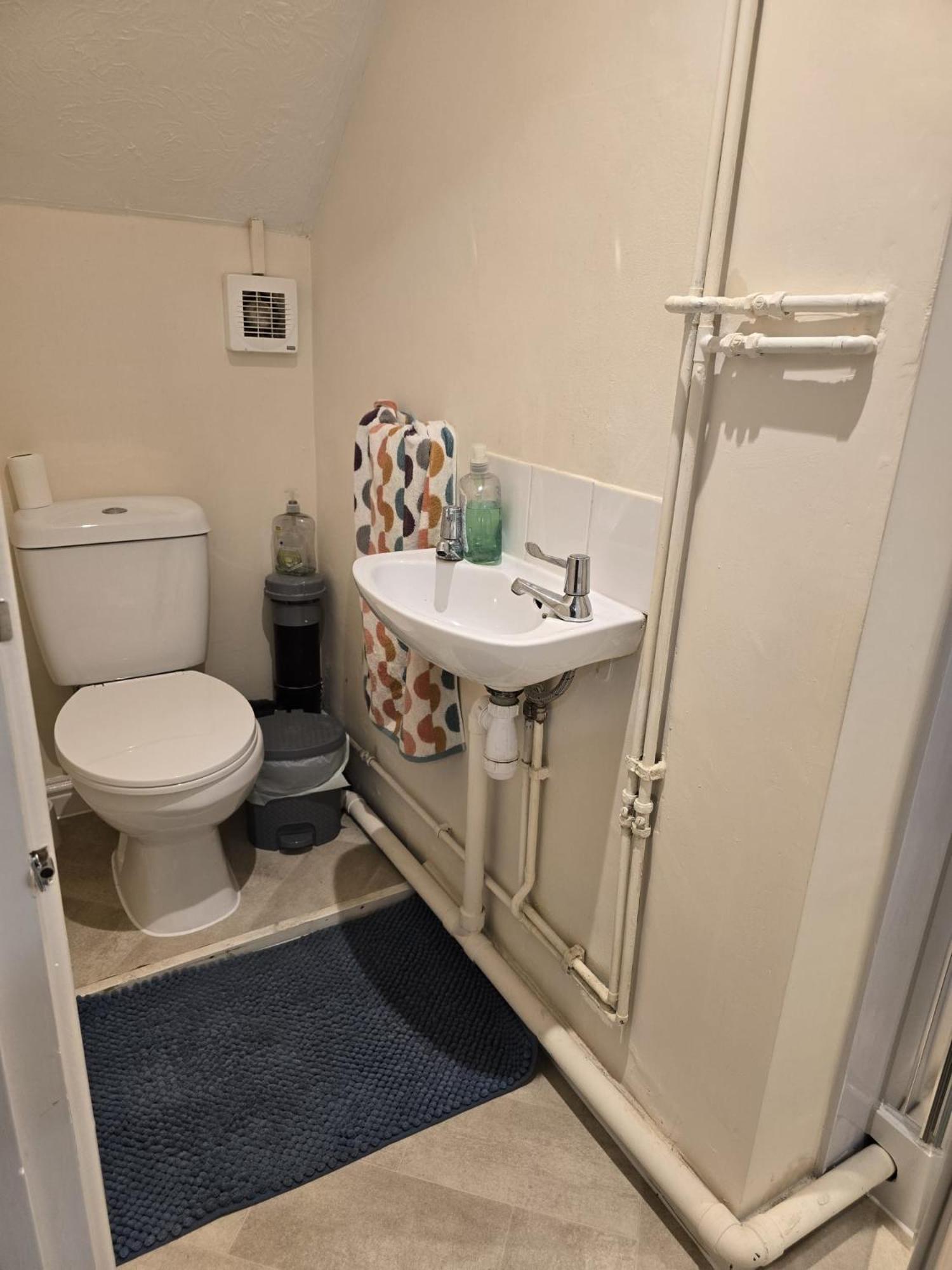Barnfield Rooms Челмсфорд Экстерьер фото